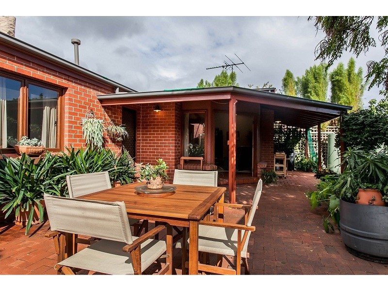 22 Hill Avenue, Cumberland Park SA 5041