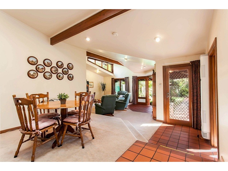 22 Hill Avenue, Cumberland Park SA 5041