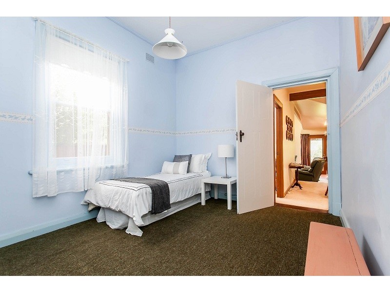 22 Hill Avenue, Cumberland Park SA 5041