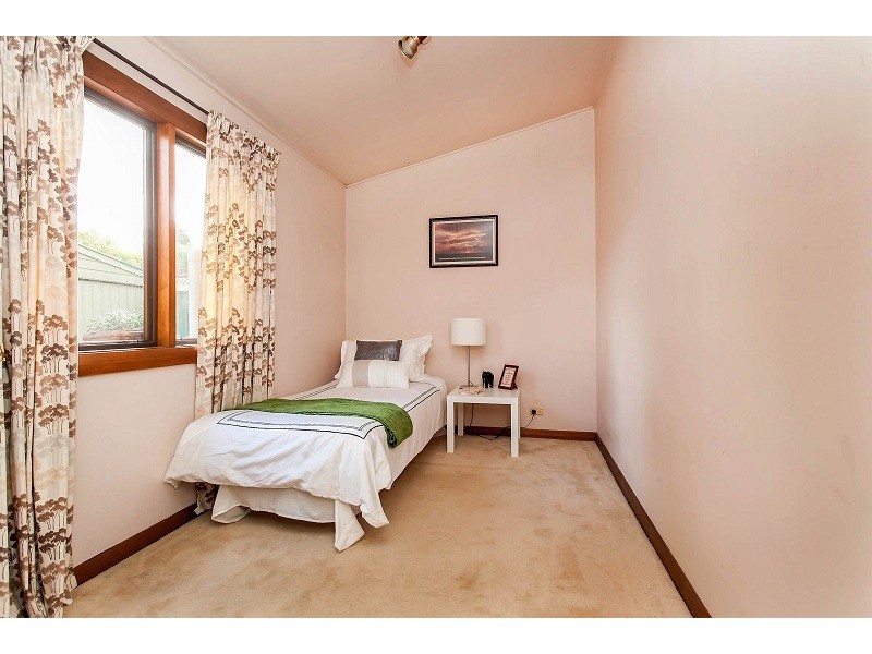 22 Hill Avenue, Cumberland Park SA 5041