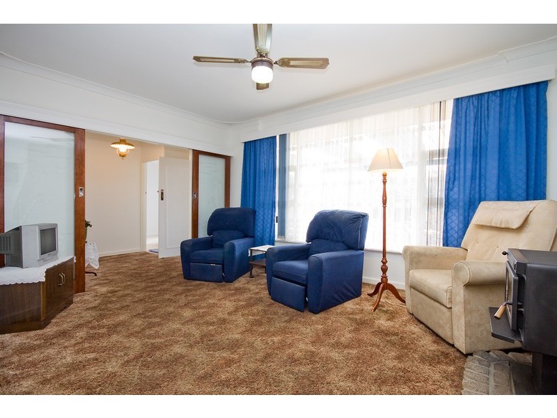 24 Woodland Road, Mitchell Park SA 5043