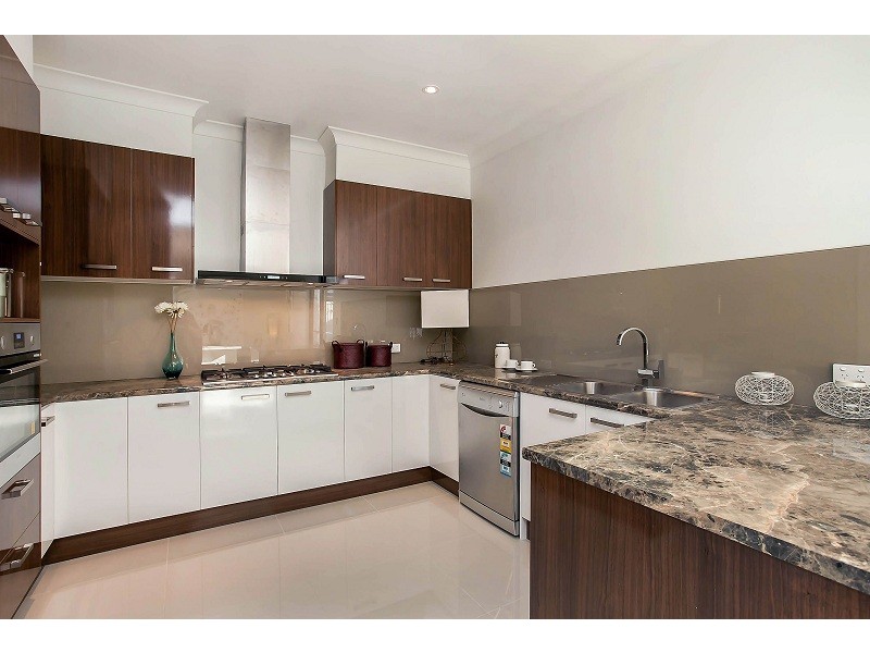 7 Trott Grove, Oaklands Park SA 5046