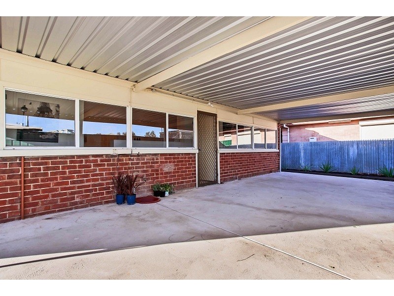 4 Scotia Street, Croydon SA 5008