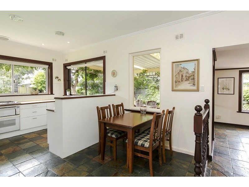 11 Read Street, North Brighton SA 5048