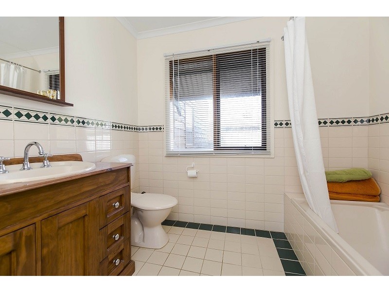 20 Sells Street, Hayborough SA 5211