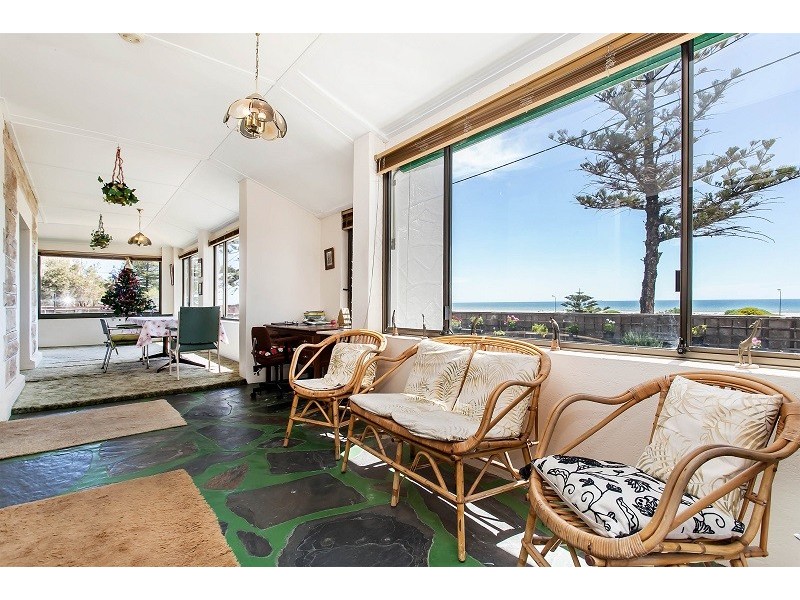 218 Lady Gowrie Drive, Largs Bay SA 5016