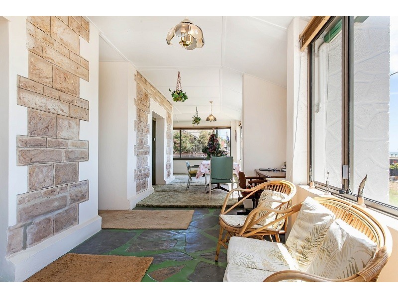 218 Lady Gowrie Drive, Largs Bay SA 5016