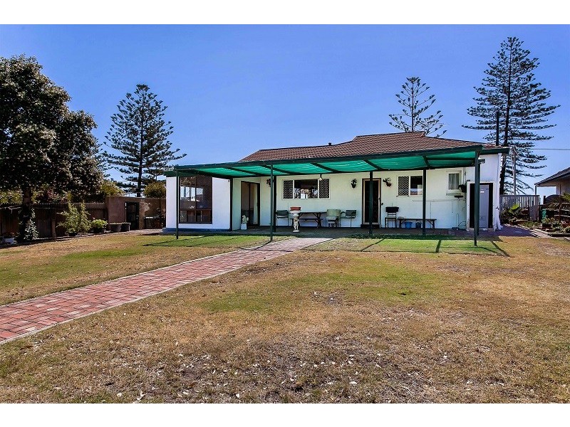 218 Lady Gowrie Drive, Largs Bay SA 5016