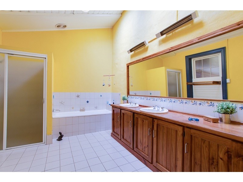 27 Onkaparinga Valley Road, Balhannah SA 5242