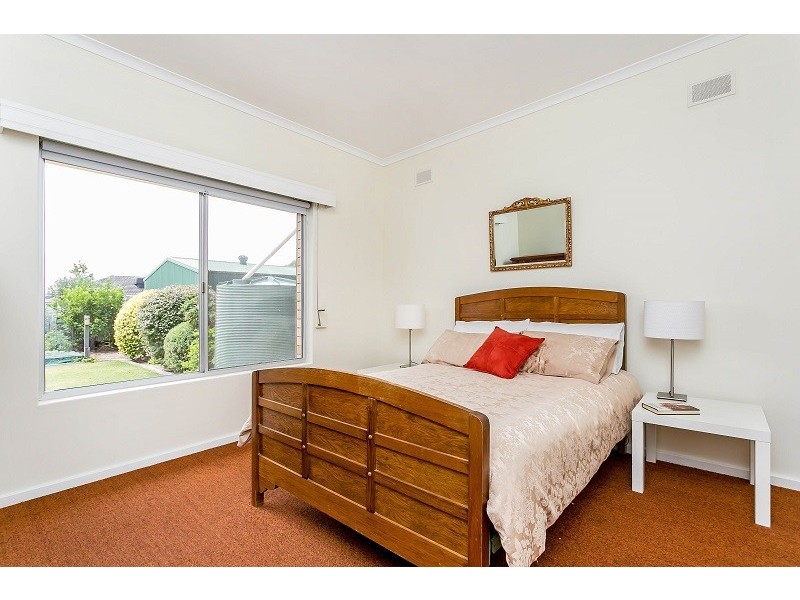 32 Australian Avenue, Clovelly Park SA 5042