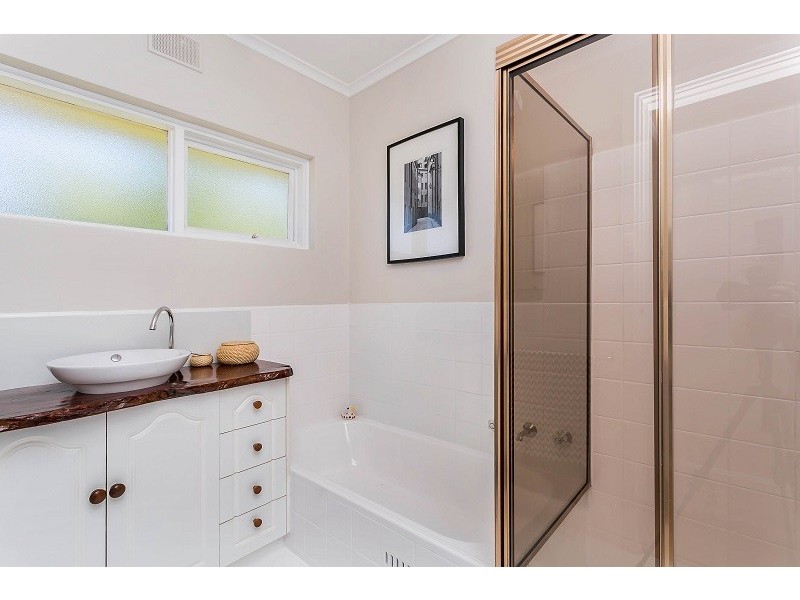 2 Fairview Road, Crafers SA 5152