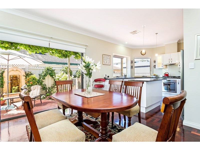 7 Old Beach Road, Brighton SA 5048