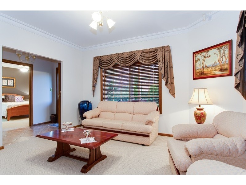 4 Coast View Court, Chandlers Hill SA 5159
