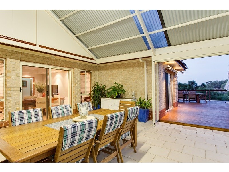 4 Coast View Court, Chandlers Hill SA 5159