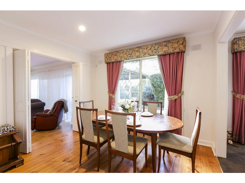 1 Banksia Crescent, Belair SA 5052