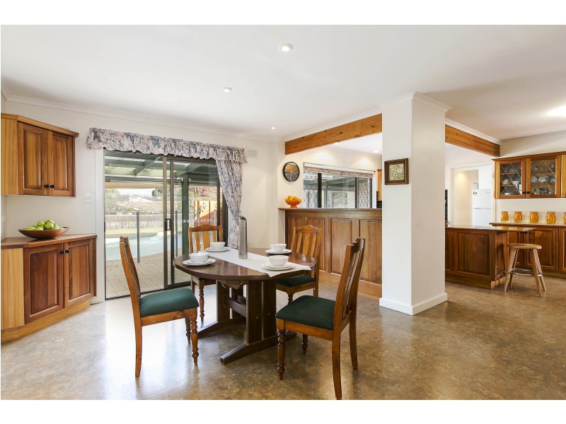 1 Banksia Crescent, Belair SA 5052