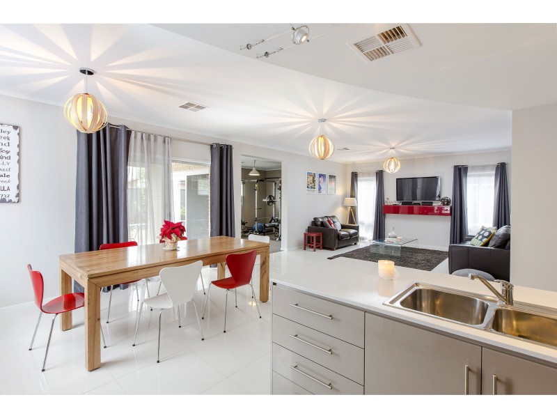 28 Brookman Crescent, Craigburn Farm SA 5051