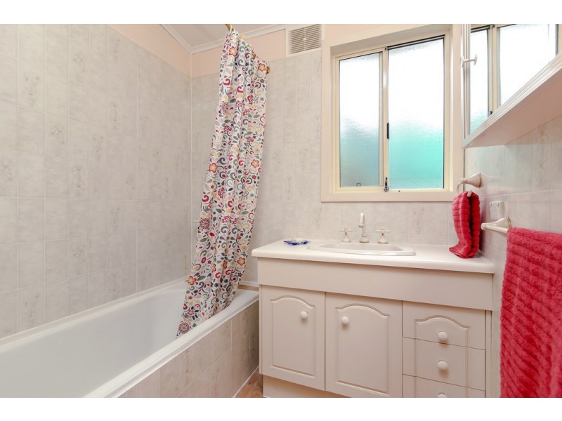 13 Danae Street, Dover Gardens SA 5048