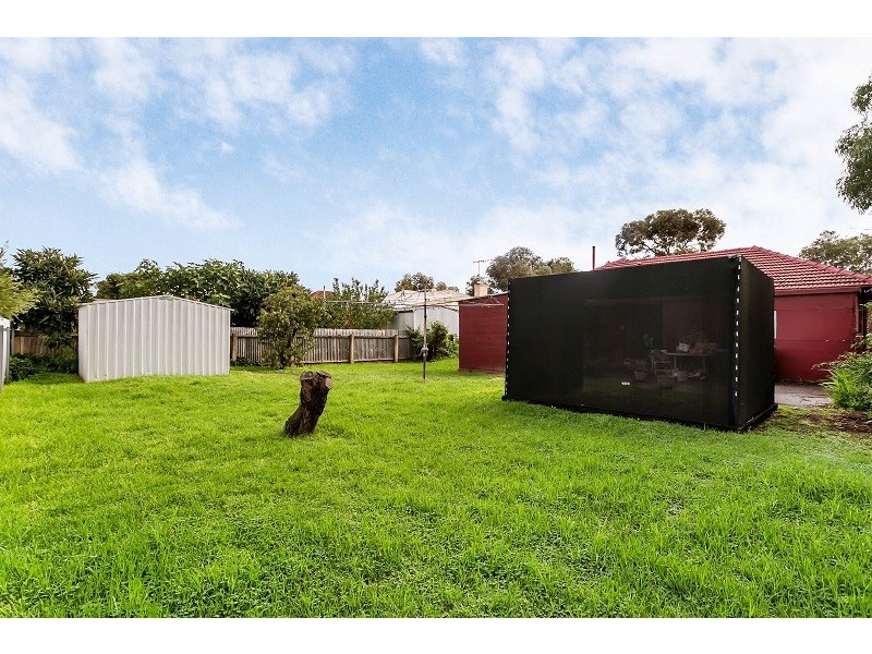 109 Avenue Road, Clarence Gardens SA 5039