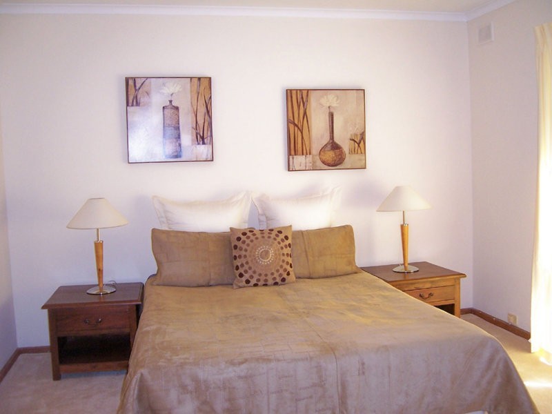 21 Hamilton Crescent, Aberfoyle Park SA 5159