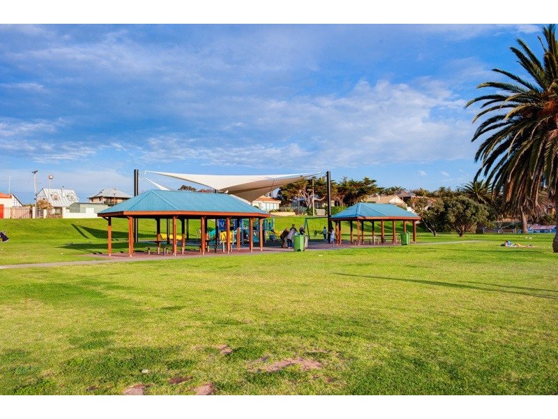 10 Crosby Street, South Brighton SA 5048