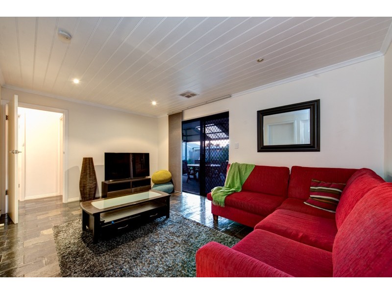 6 Melinda Crescent, Paradise SA 5075