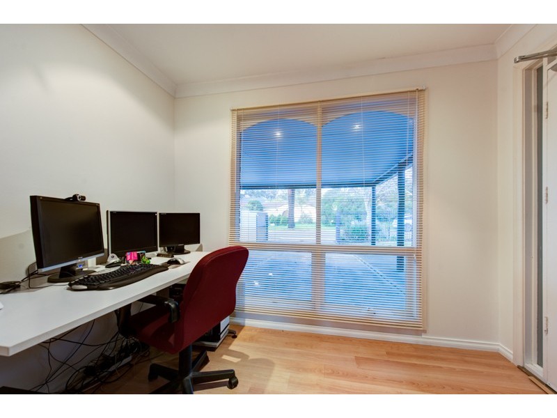 6 Melinda Crescent, Paradise SA 5075