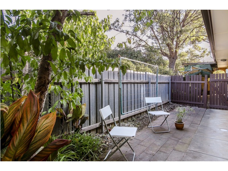 2/17 Richard Avenue, Mitchell Park SA 5043
