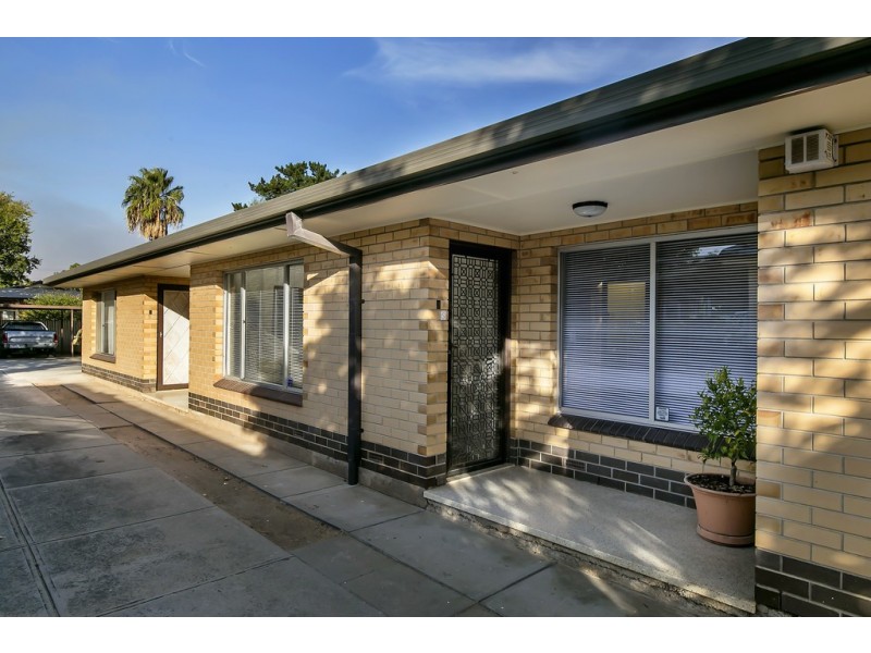 2/17 Richard Avenue, Mitchell Park SA 5043