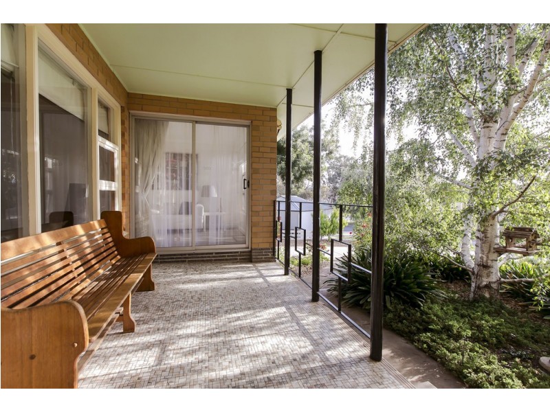 42 Roundaway Crescent, O’halloran Hill SA 5158