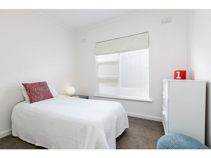 42 Roundaway Crescent, O’halloran Hill SA 5158