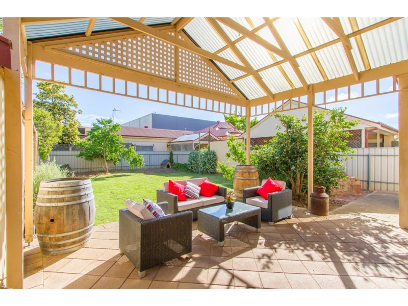 48 Main Street, Eastwood SA 5063