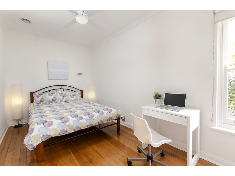 8 Carruth Road, Torrens Park SA 5062