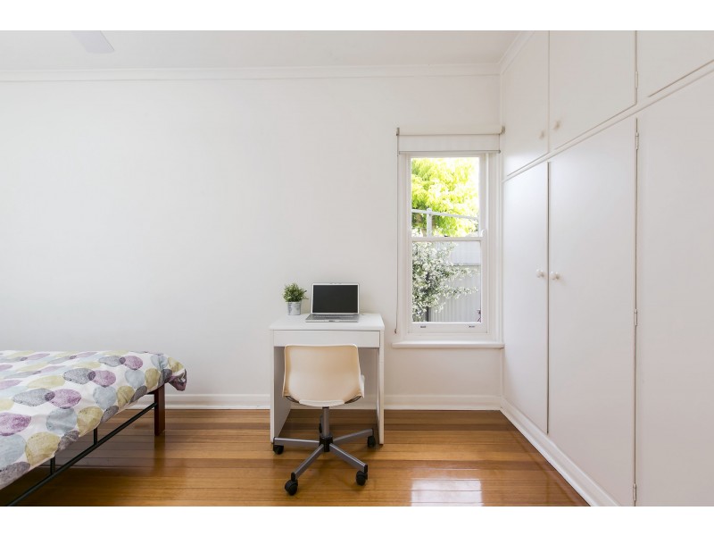 8 Carruth Road, Torrens Park SA 5062