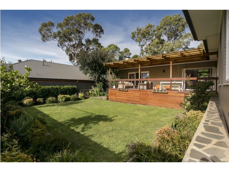 8 Carruth Road, Torrens Park SA 5062