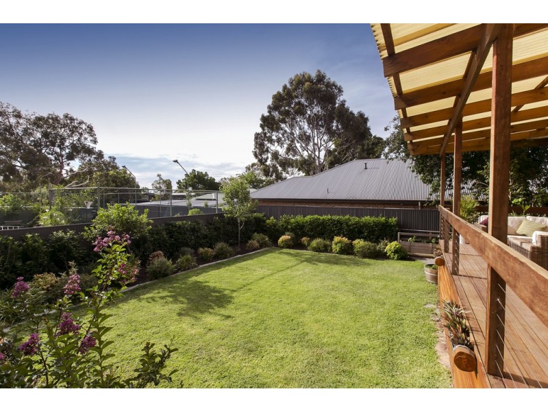 8 Carruth Road, Torrens Park SA 5062