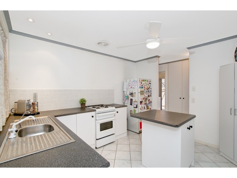 4 Hughes Court, Green Fields SA 5107