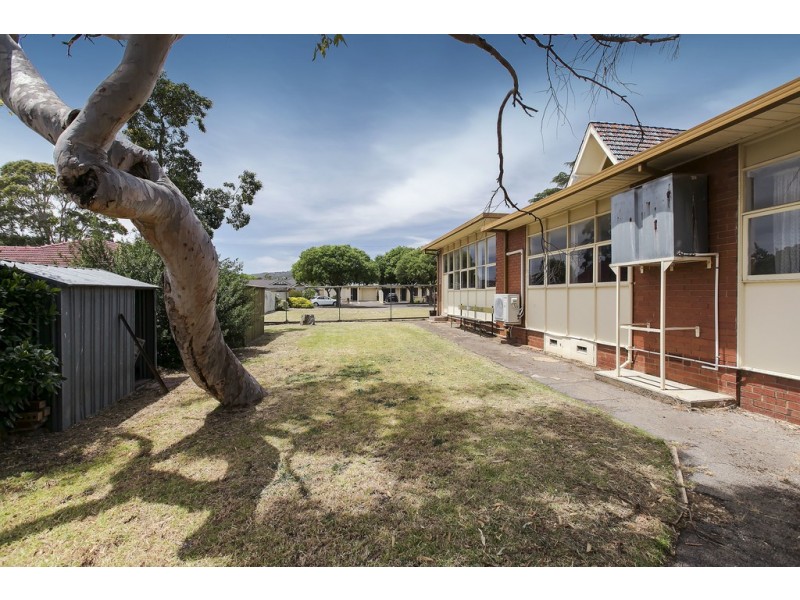 1A Crystal Avenue, St Marys SA 5042