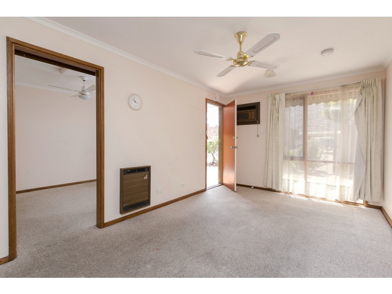 1A Crystal Avenue, St Marys SA 5042