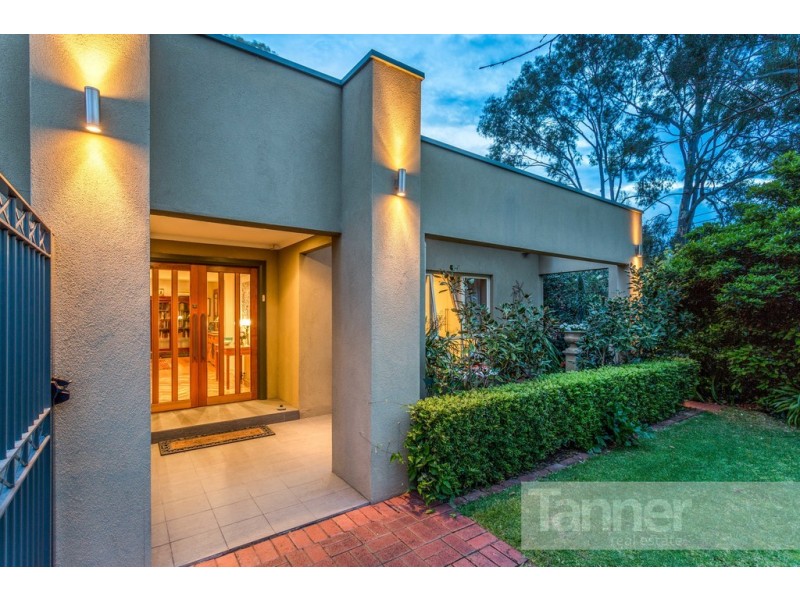 1 Lochness Avenue, Torrens Park SA 5062