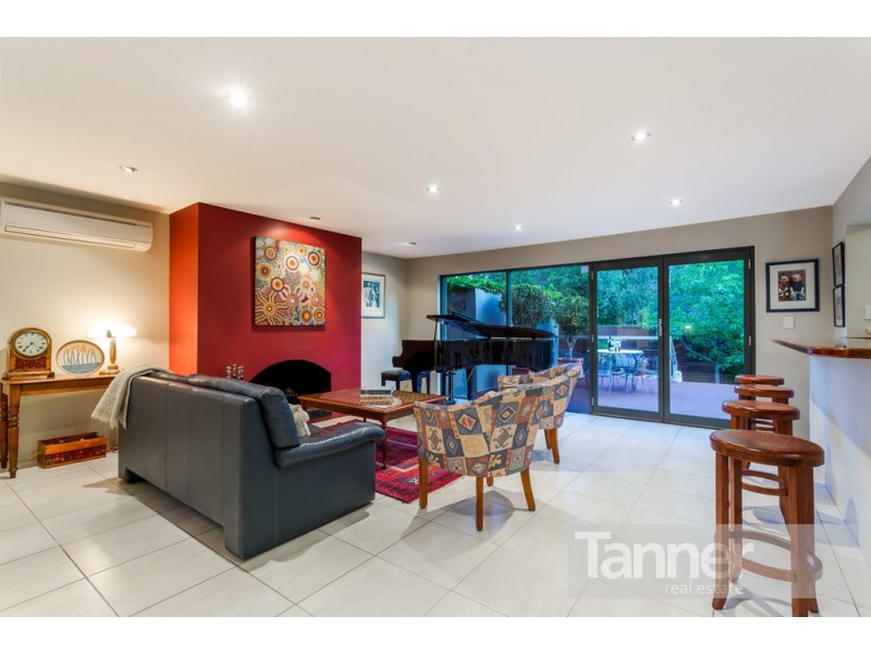 1 Lochness Avenue, Torrens Park SA 5062