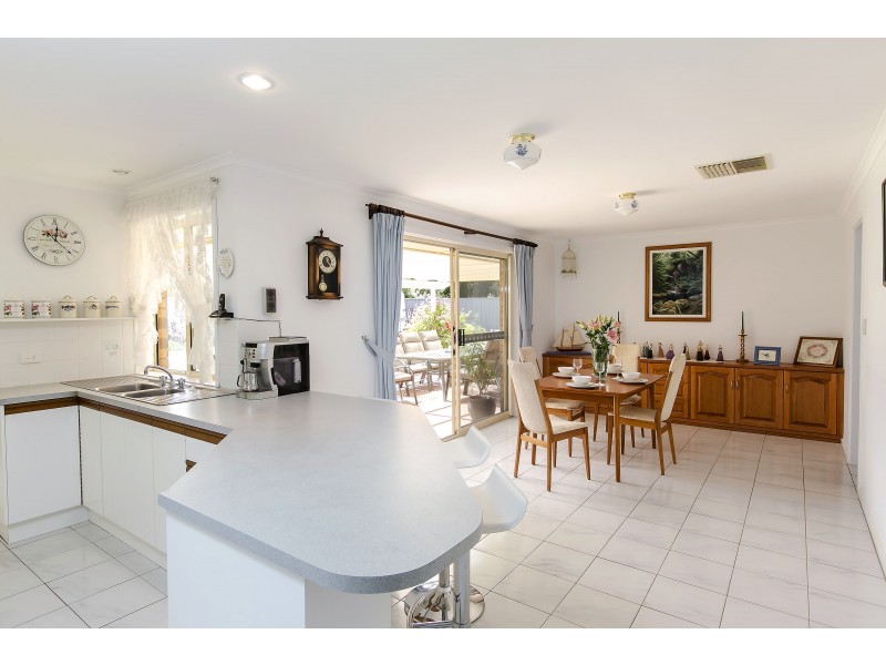 29 Clearwater Crescent, Seaford Rise SA 5169