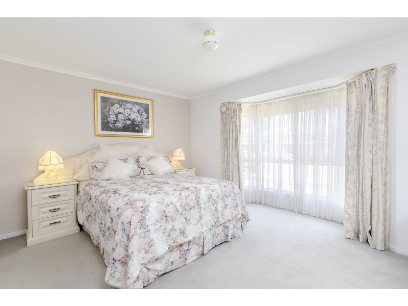 29 Clearwater Crescent, Seaford Rise SA 5169