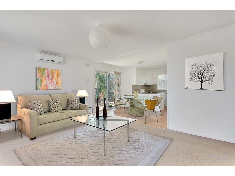 7 Hugh Crescent, Morphett Vale SA 5162