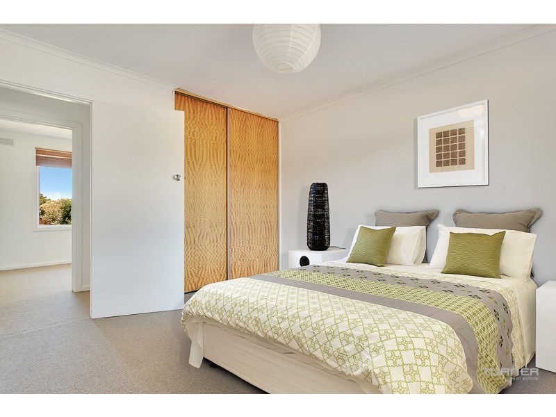 7 Hugh Crescent, Morphett Vale SA 5162