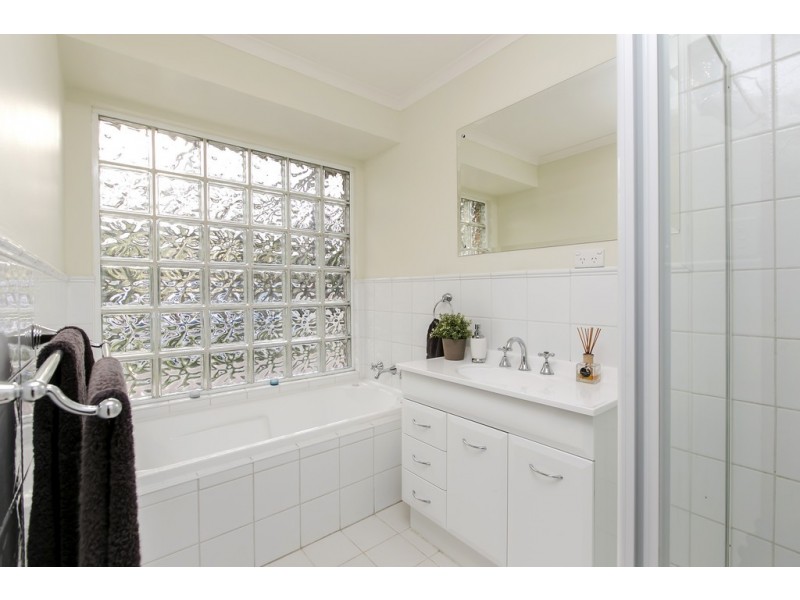 12 Heath Lane, Flagstaff Hill SA 5159