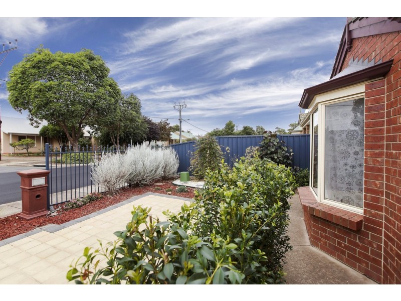 41 McInerney Avenue, Mitchell Park SA 5043