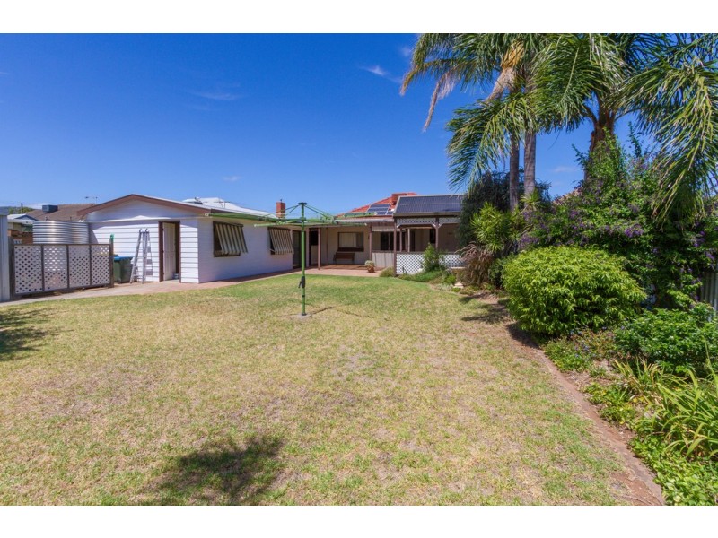 104 Kingston Avenue, Melrose Park SA 5039