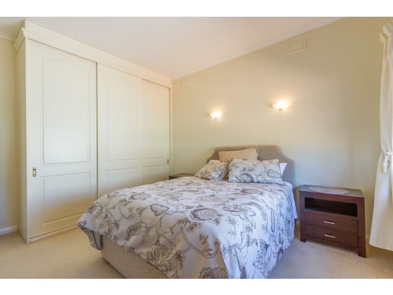 104 Kingston Avenue, Melrose Park SA 5039