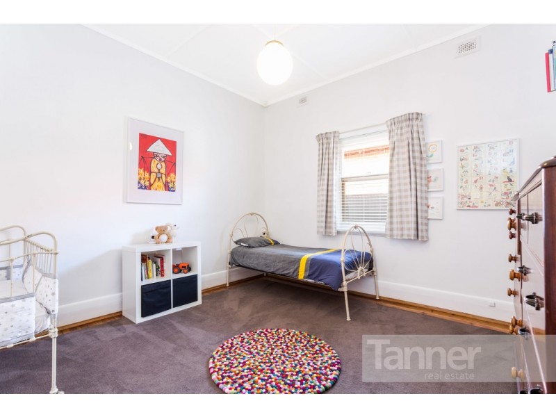 27A Farnham Road, Keswick SA 5035